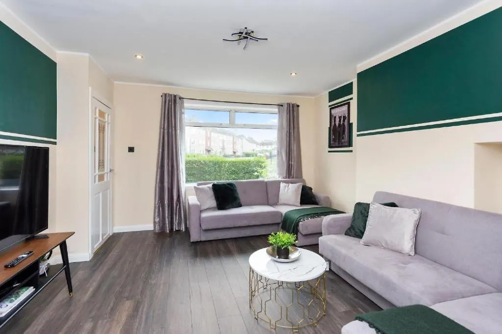 Holiday home Stylish 3 Bed Edinburgh Abode - Parking And Garden Villa