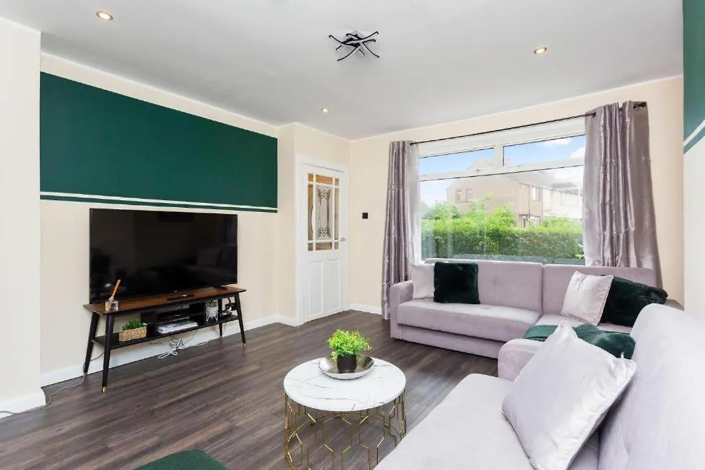 Holiday home Stylish 3 Bed Edinburgh Abode - Parking And Garden Villa United Kingdom