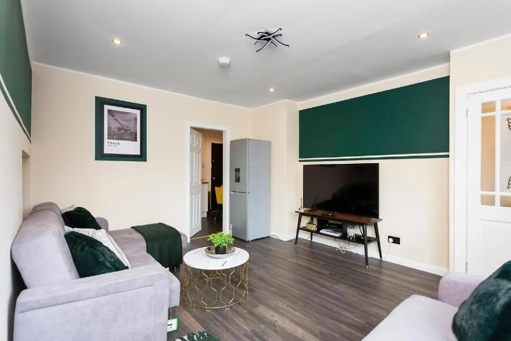 Stylish 3 Bed Edinburgh Abode - Parking And Garden Villa United Kingdom