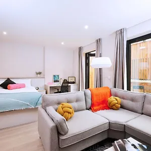  Apartmán Joivy At Iona Street - Adults Only